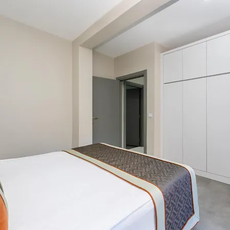 Accommodatie bij particulieren Echinus Lara *