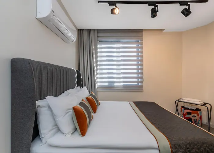 Echinus Lara Hotel Homestay *