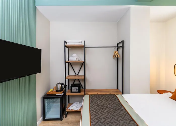 Homestay Echinus Lara Hotel