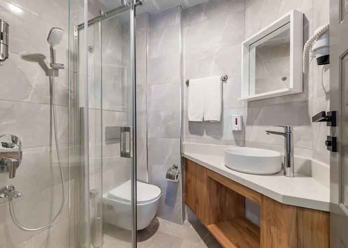 Echinus Lara Hotel Homestay Antalya