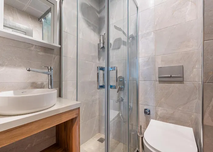 Echinus Lara Hotel Homestay