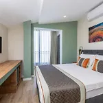 Homestay Echinus Lara Hotel *