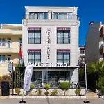 Homestay Echinus Lara Hotel *