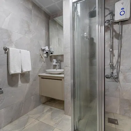 Echinus Lara Hotel *