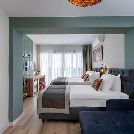 Echinus Lara Hotel *